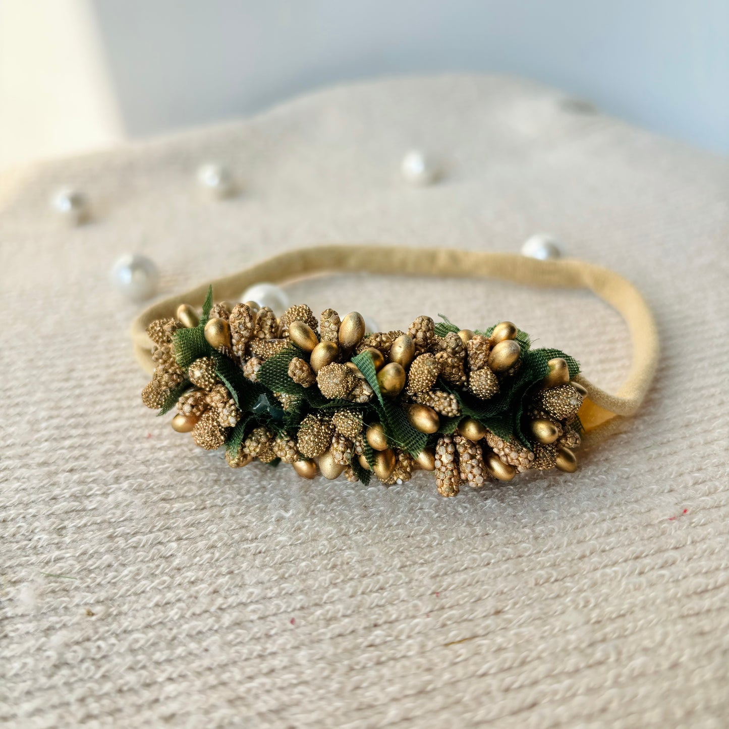 Golden pollens floral baby headband - Nude headband