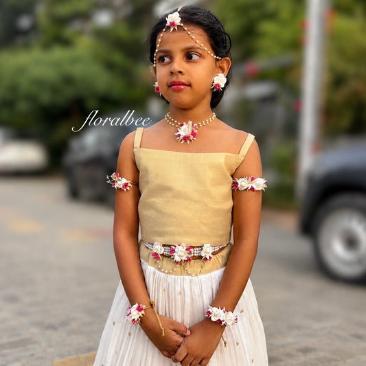 Pink with white : Radha Accessories set