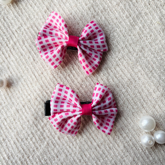 Pink bow alligator clips